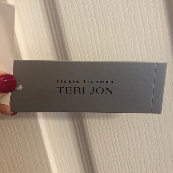 Rickie Freeman Teri Jon Bell Sleeve Sheath - Picture 7 of 8